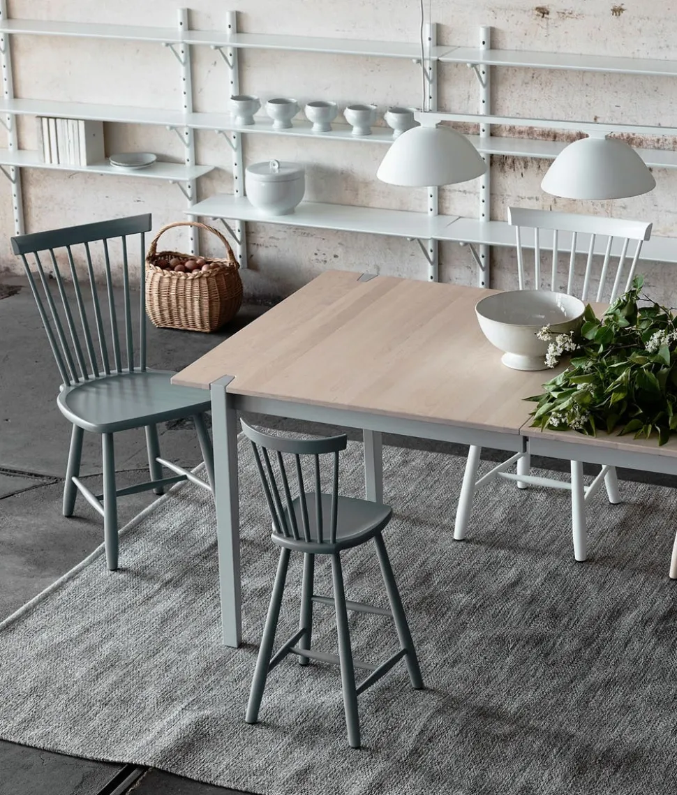 Lilla Åland Barnstol | H52 Svart 52
