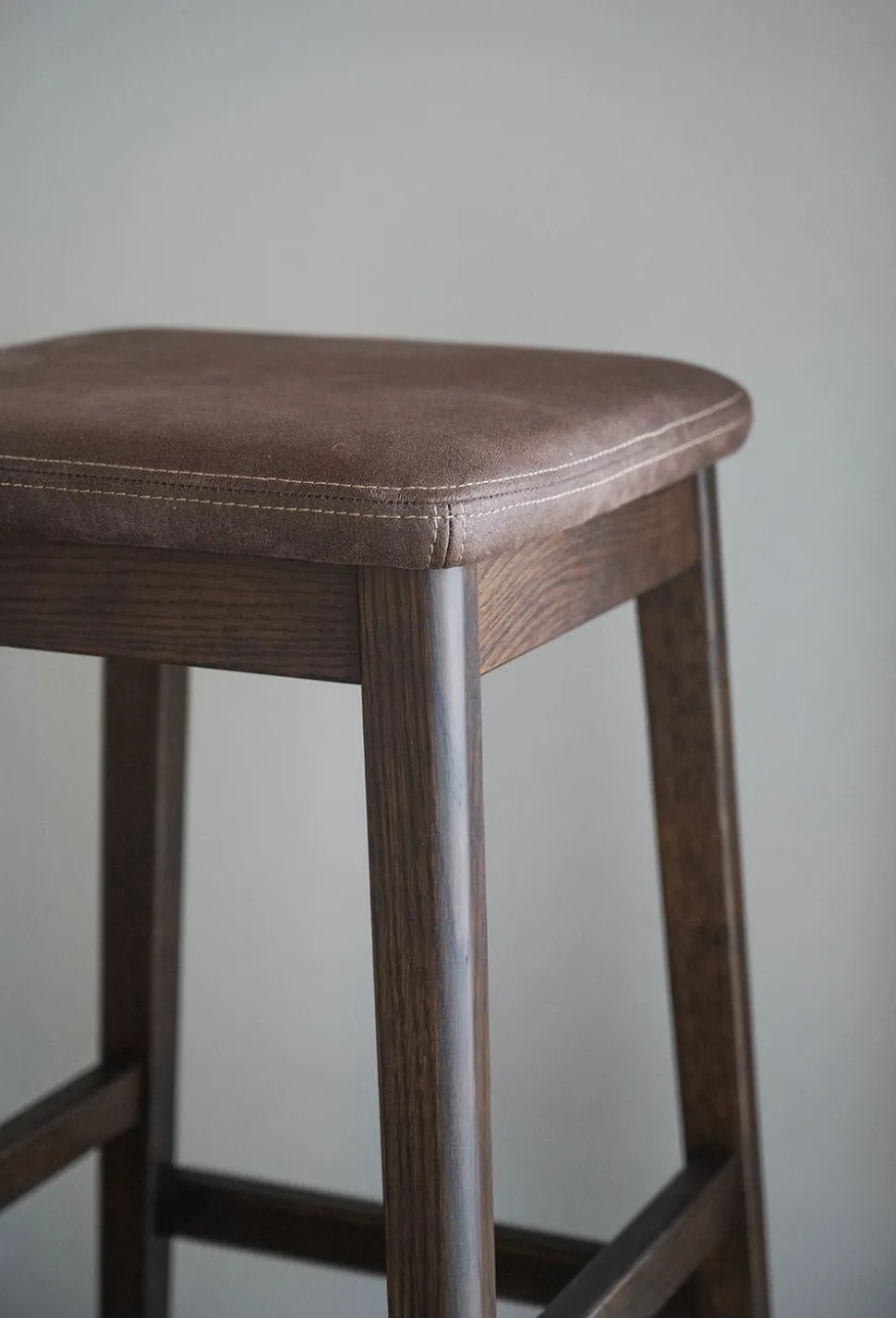 Livermore Barpall | Brun Ek
