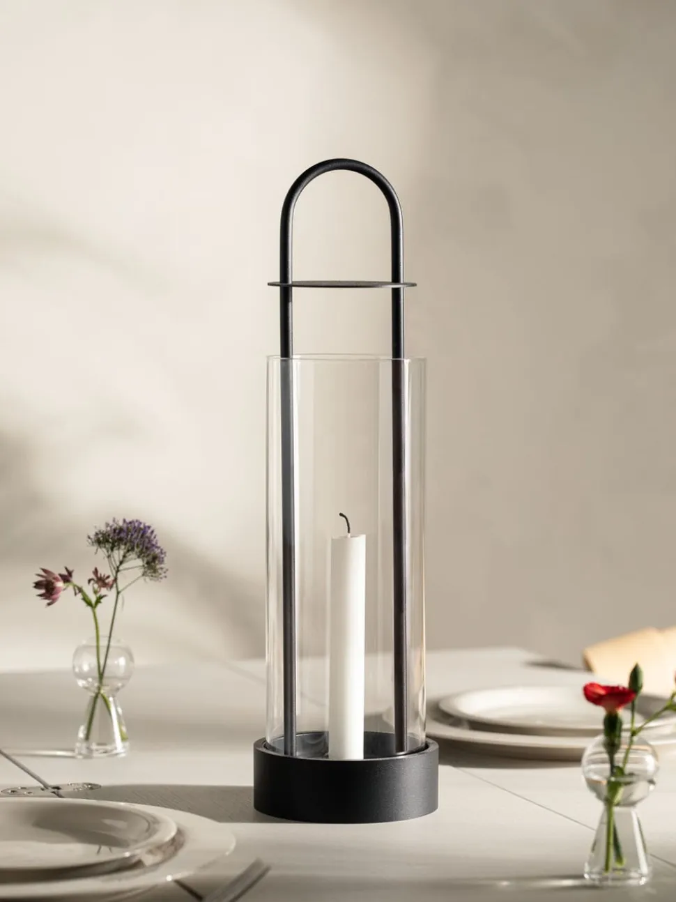 Lotus Lantern Black