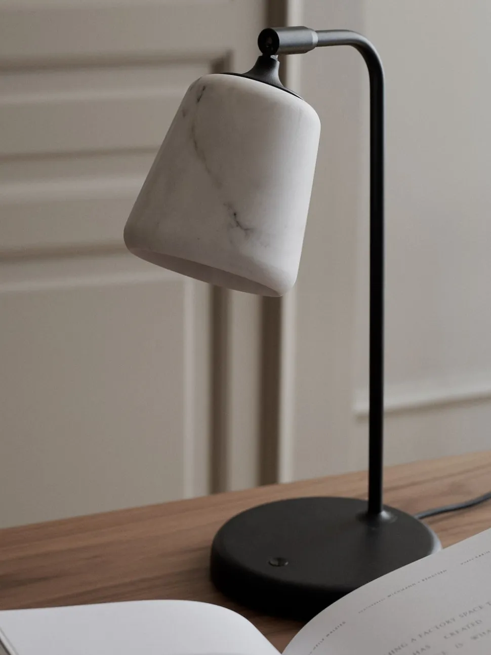 Material Bordslampa Blandad kork