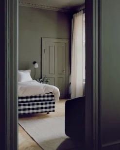 Material Vägglampa Mörkgrå betong