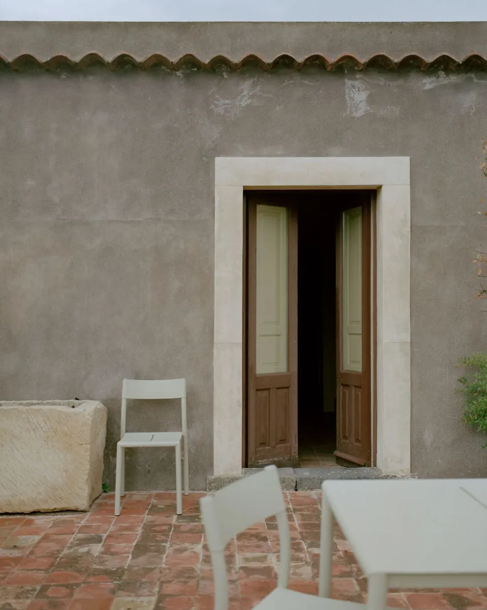 May Karmstol | Light Grey