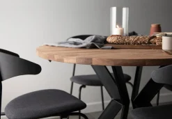 Monogram Steel Matbord | Runt