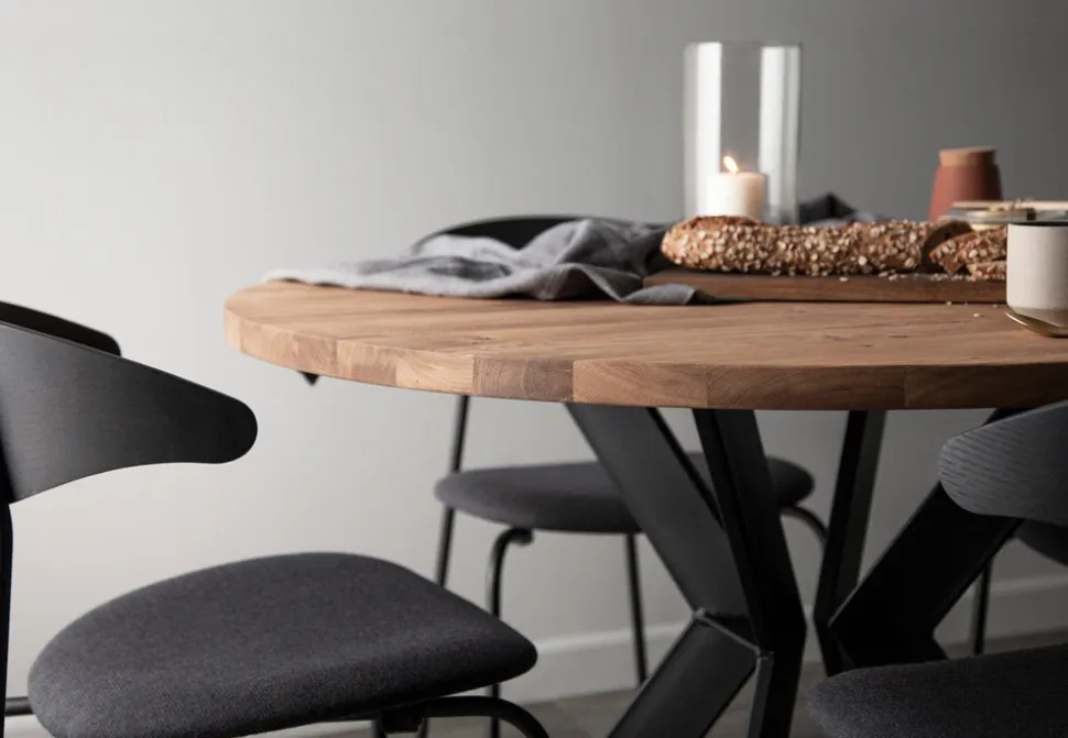 Monogram Steel Matbord | Runt