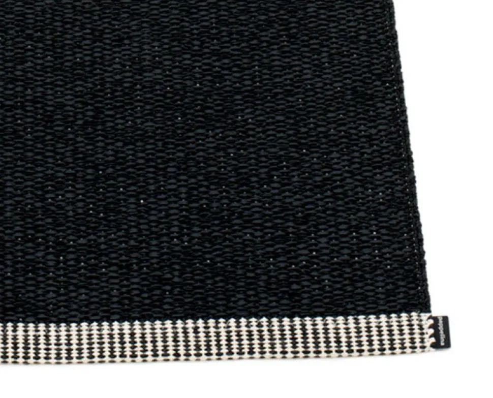 Mono Matta Black 140x200