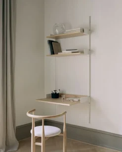 New Works Skrivbordshylla 1900 | Ek/ Vit