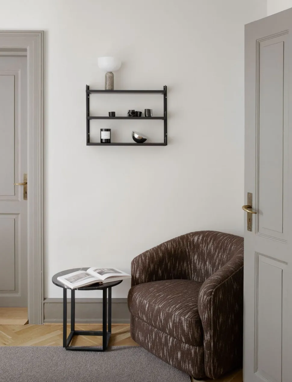 New Works Tea Hylla | Svart
