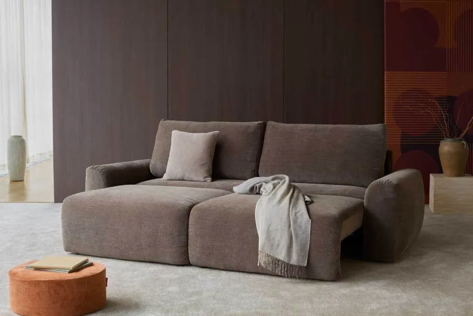 Norum Bäddsoffa | Chunky Armstöd | 411 Esina Cedar Brown