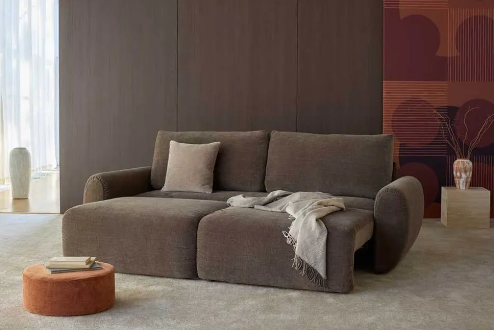 Norum Bäddsoffa | Curve Armstöd | 411 Esina Cedar Brown