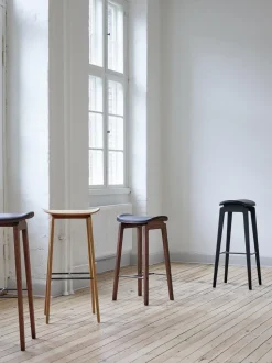 NY11 barpall 65 | Sits i Trä