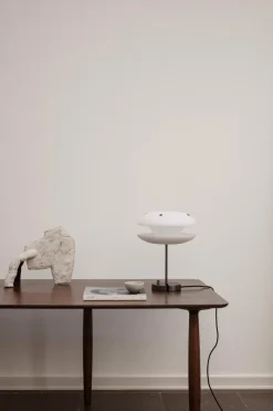 Oku Matbord | Light Smoked ø120