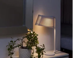 Owalo 7020 bordlampa Björk