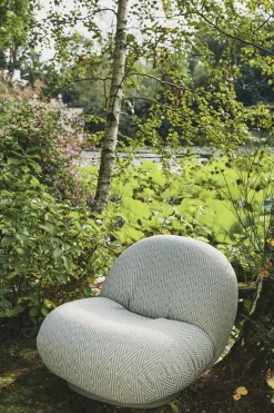 Pacha Outdoor Lounge Chair