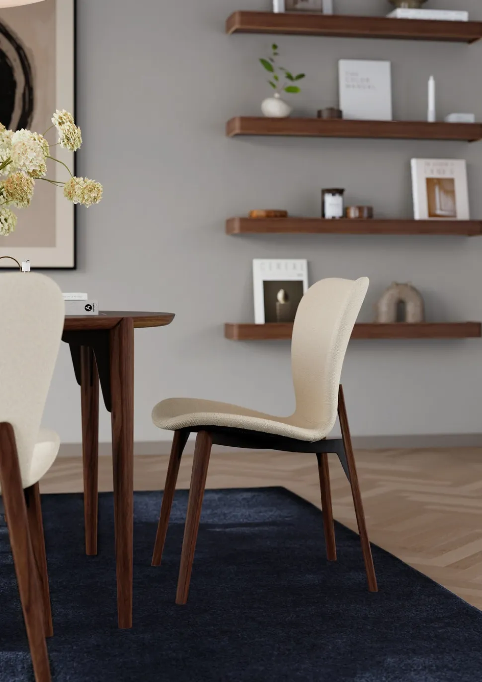 Paragon Stol | Frosted Almond Bouclé | Valnöt