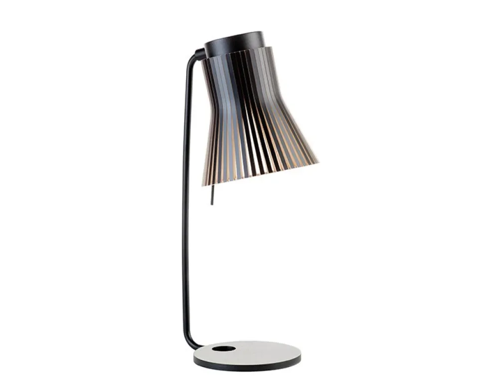 Petite 4620 bordlampa Svart