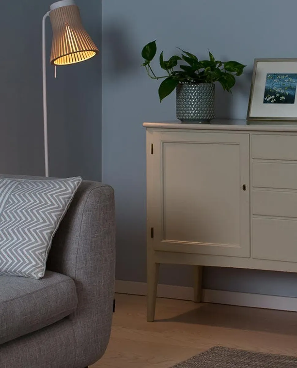Petite 4610 golvlampa Svart