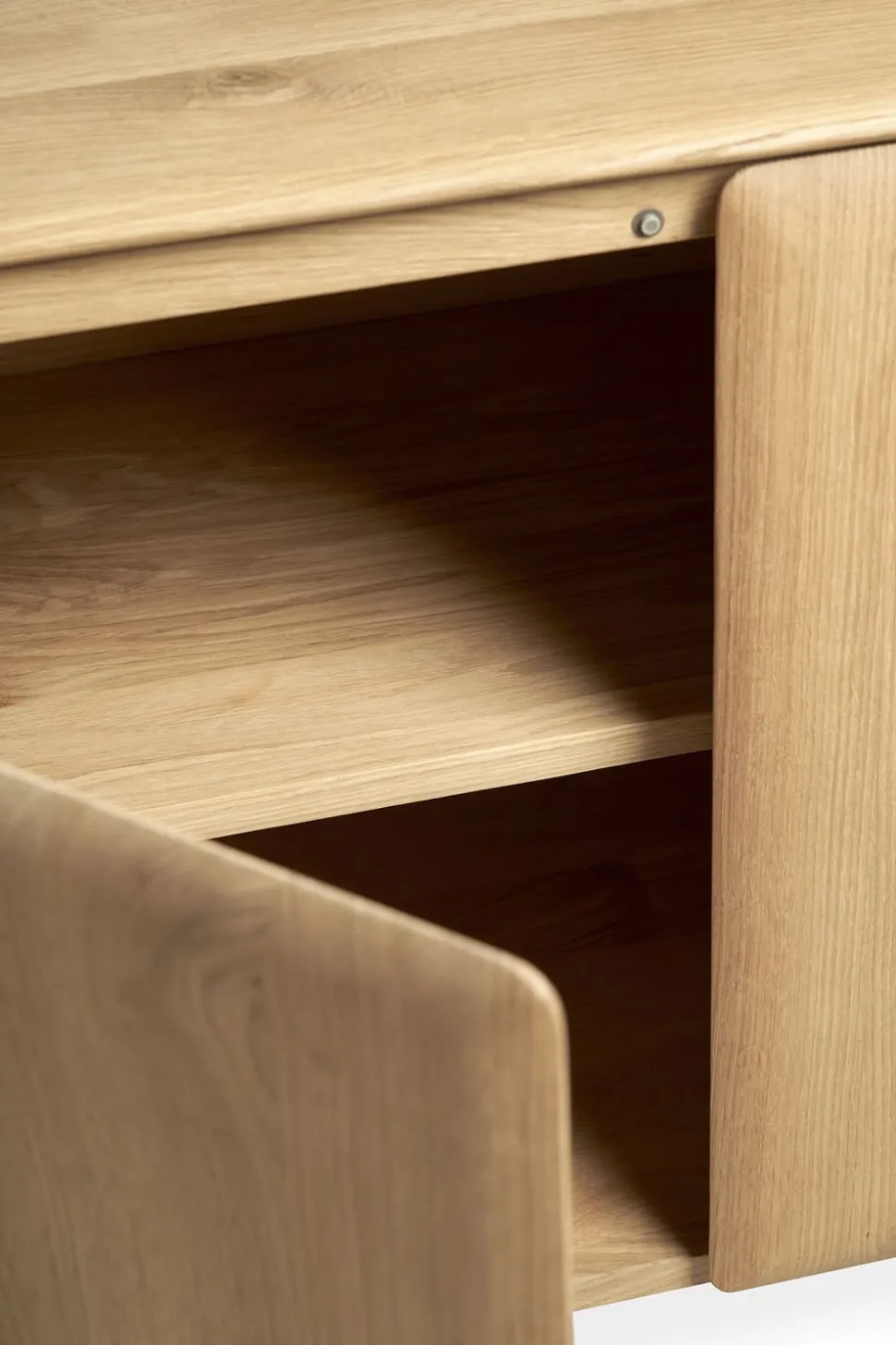 PI Sideboard 174