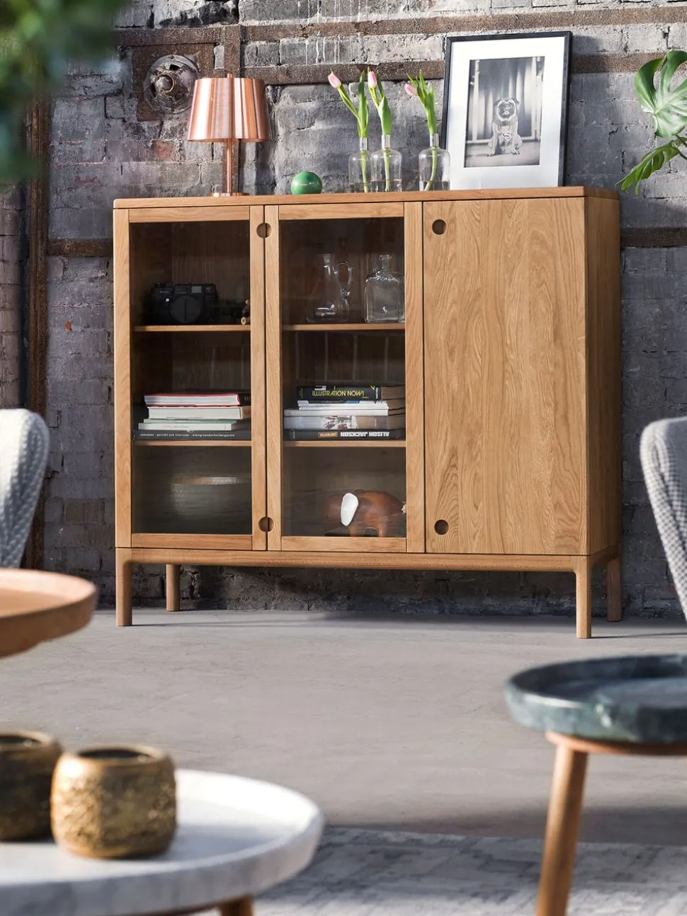 Prio Skänk Hög | Trädörrar | Vitoljad Björk