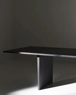 Private Matbord 320 | Brunsvart Ask