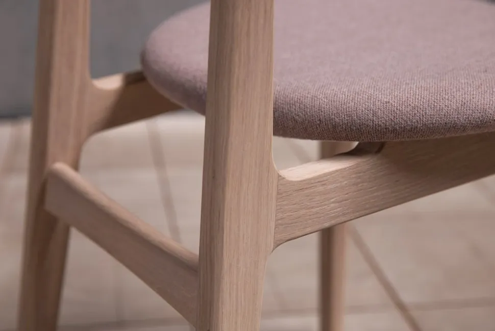 Ram Wood | Stol