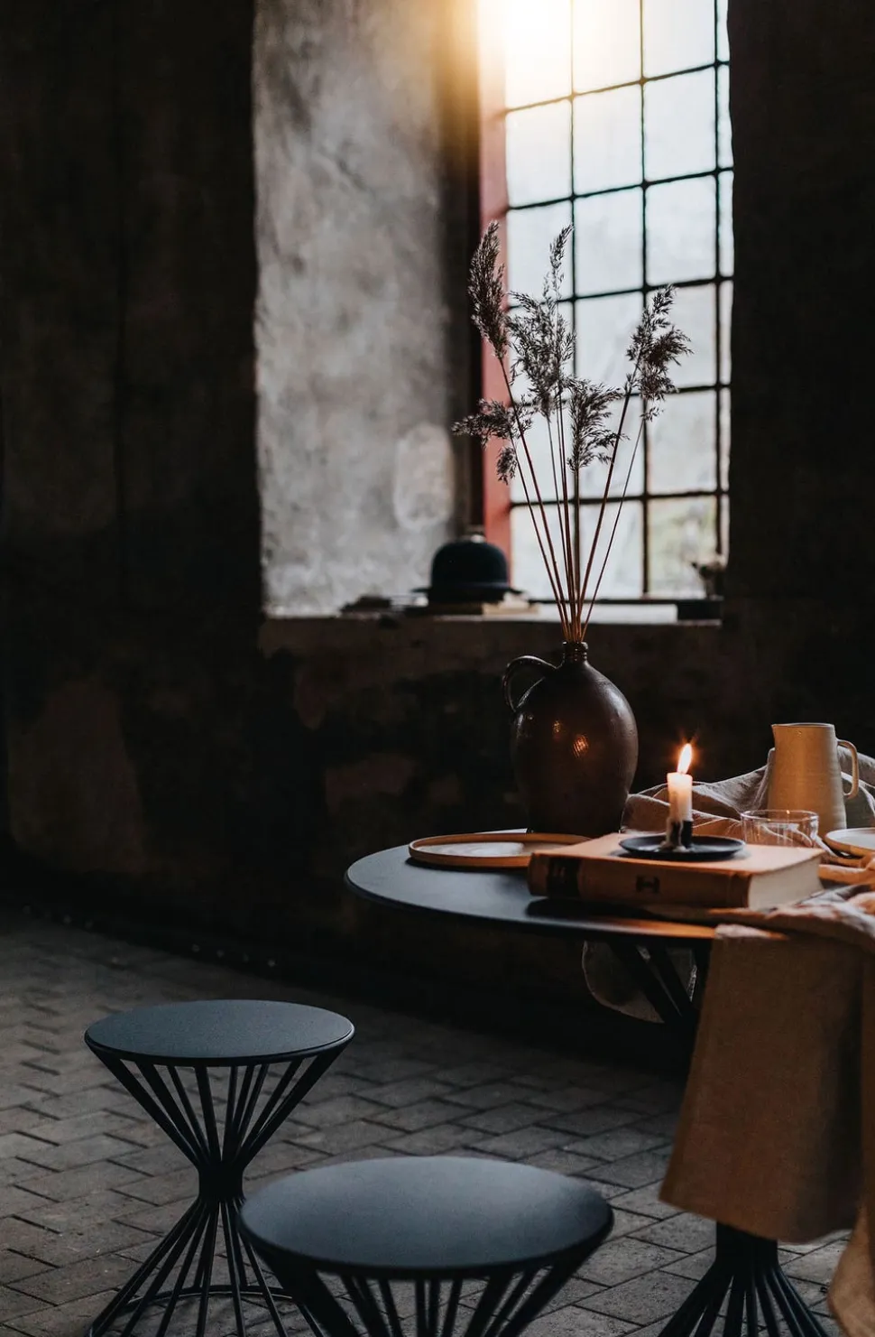 Roots Cafébord Ø74 | Svart