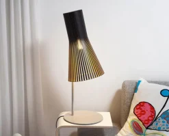 Secto 4220 bordlampa Naturbjörk