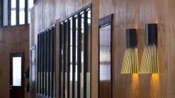 Secto small 4231 vägglampa Svart