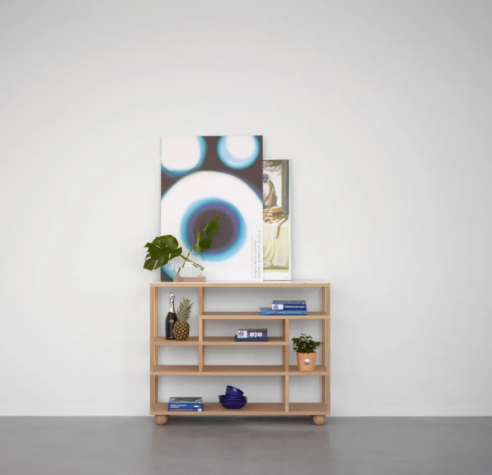Show Hylla | Svart Ek, Carrara Marmor