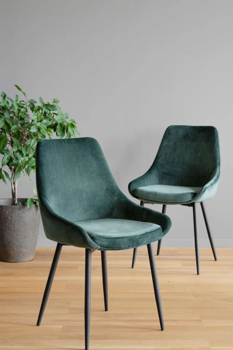 Sierra Stol | Mörkgrå Microfiber