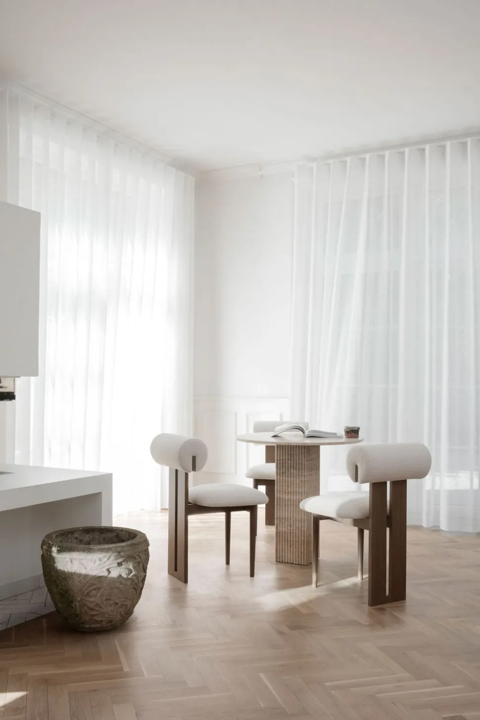 Soho Dining Table | Travertine
