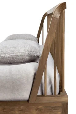 Spindle Sängram | Teak | 180x200 cm