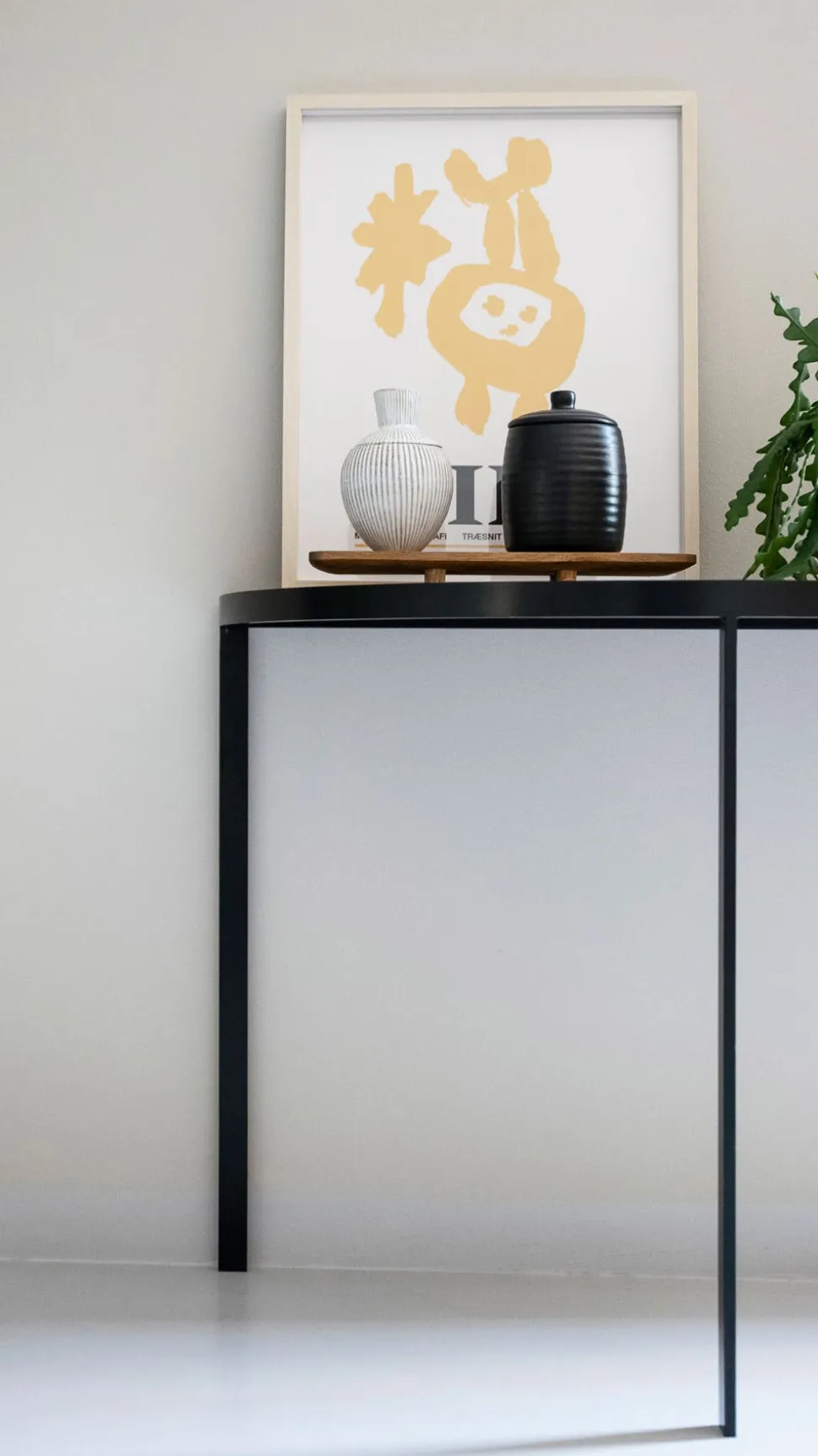 Square Hallbord | Svart/ Burned Walnut