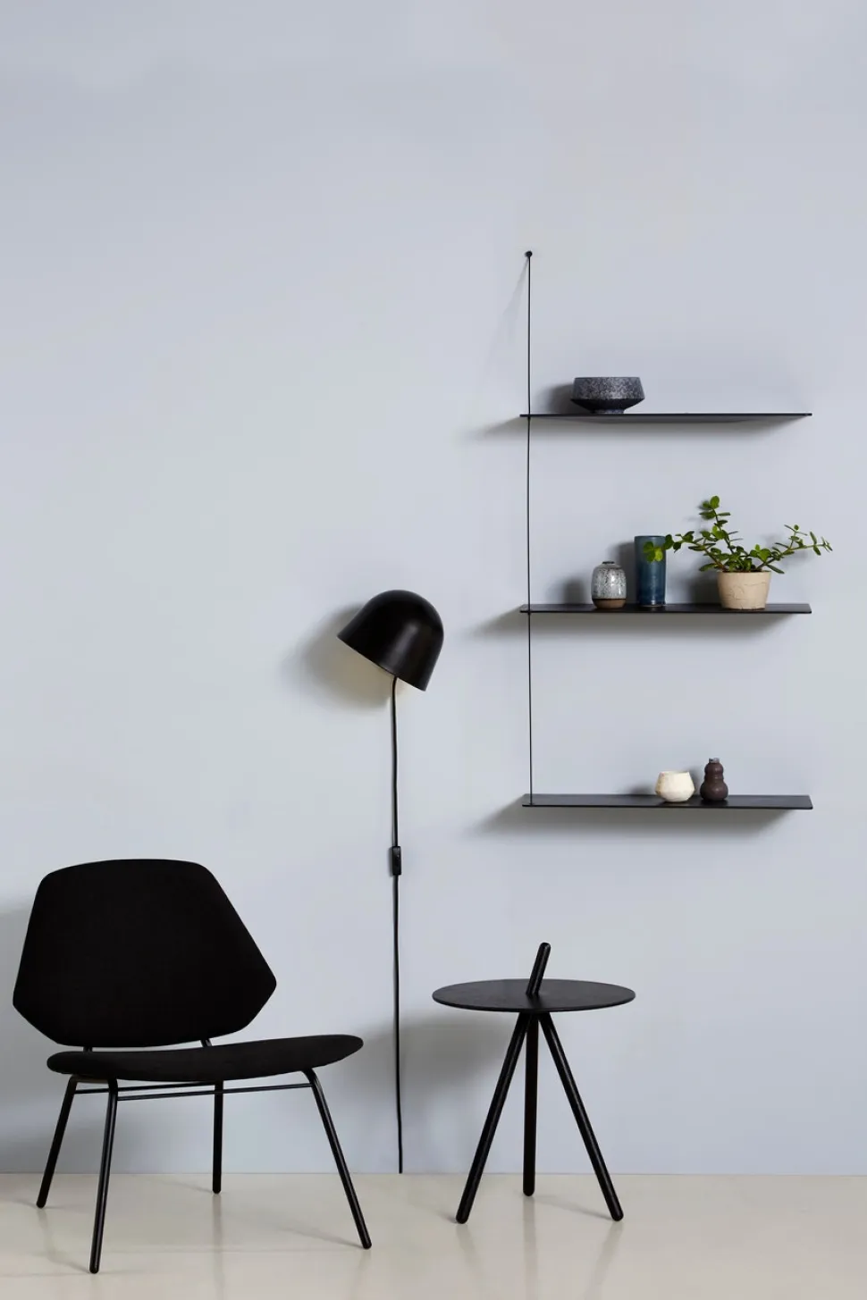 Stedge hylla 60 cm svart ek