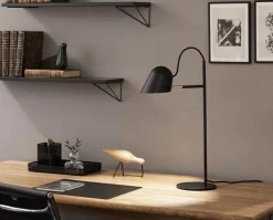 Streck Golvlampa Svart