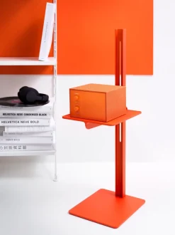 String Museum Sidobord | Orange