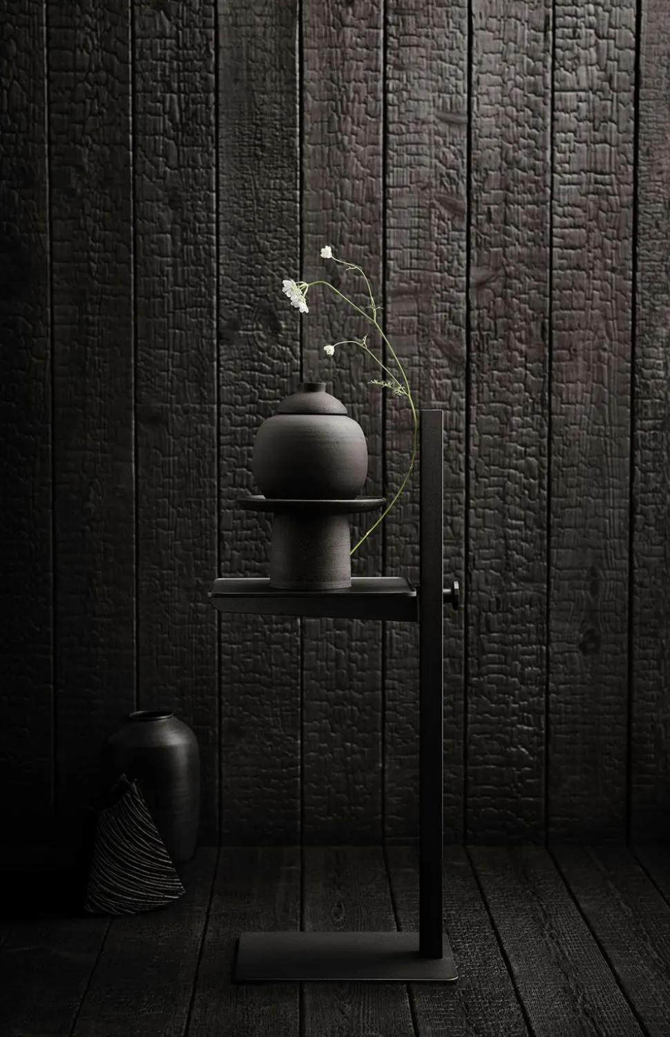String Museum Sidobord | Svart