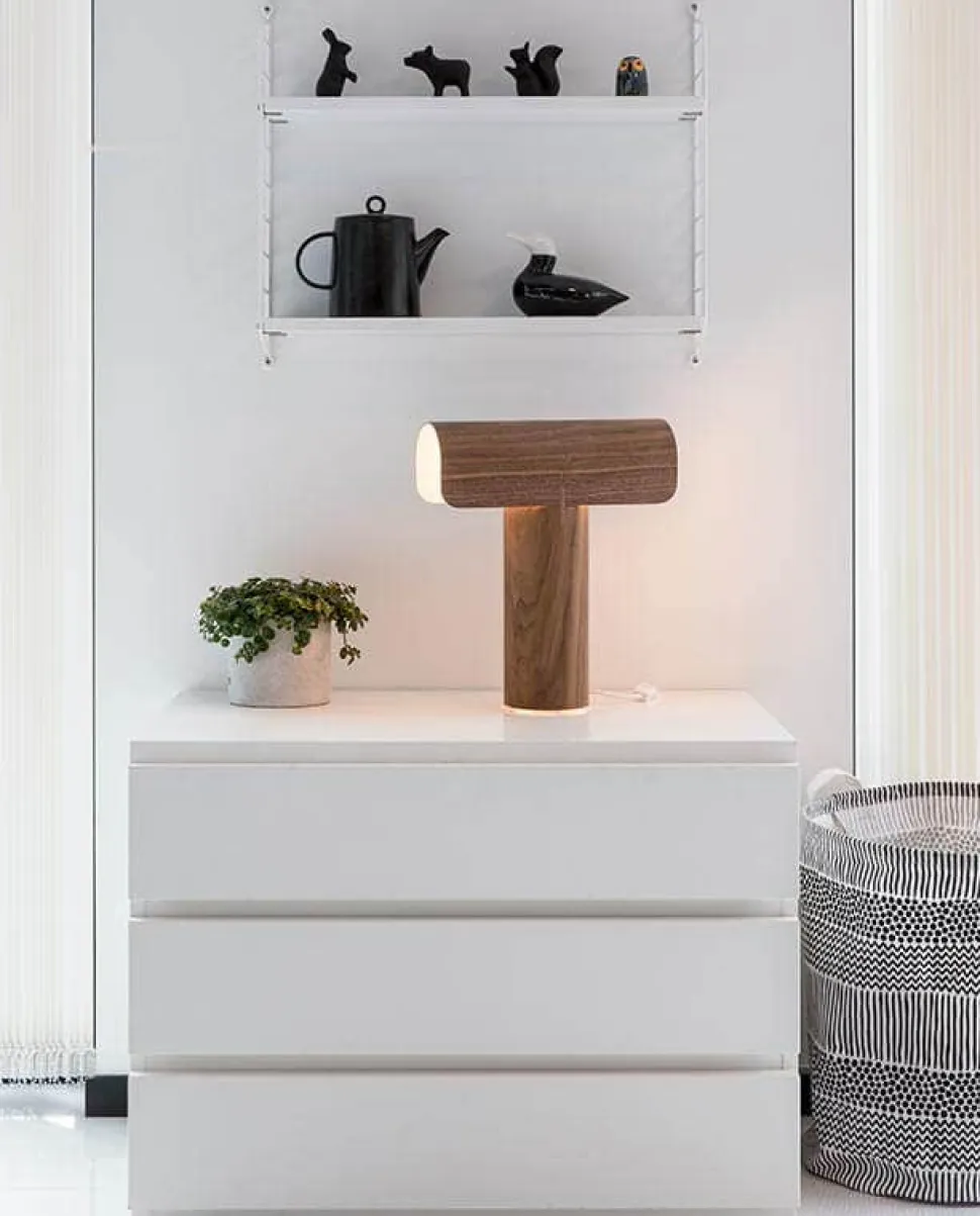 Teelo 8020 bordslampa Naturbjörk