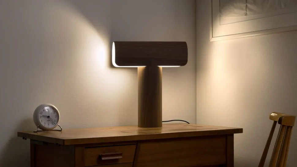 Teelo 8020 bordslampa Naturbjörk