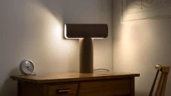 Teelo 8020 bordslampa Valnöt