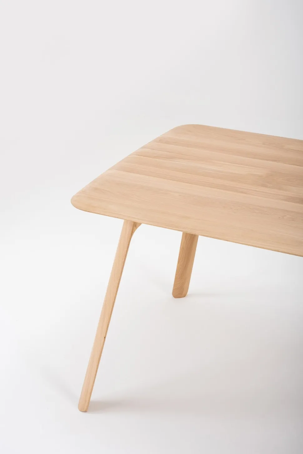 Teska matbord