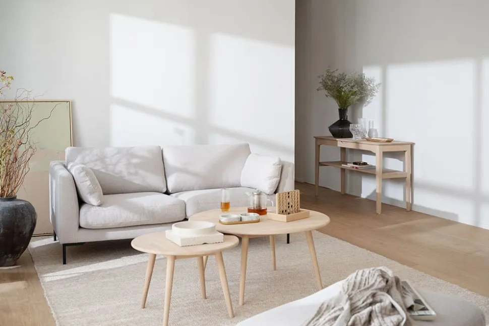 Tompkins Soffbord Ø90 | Vitpigm. Ek