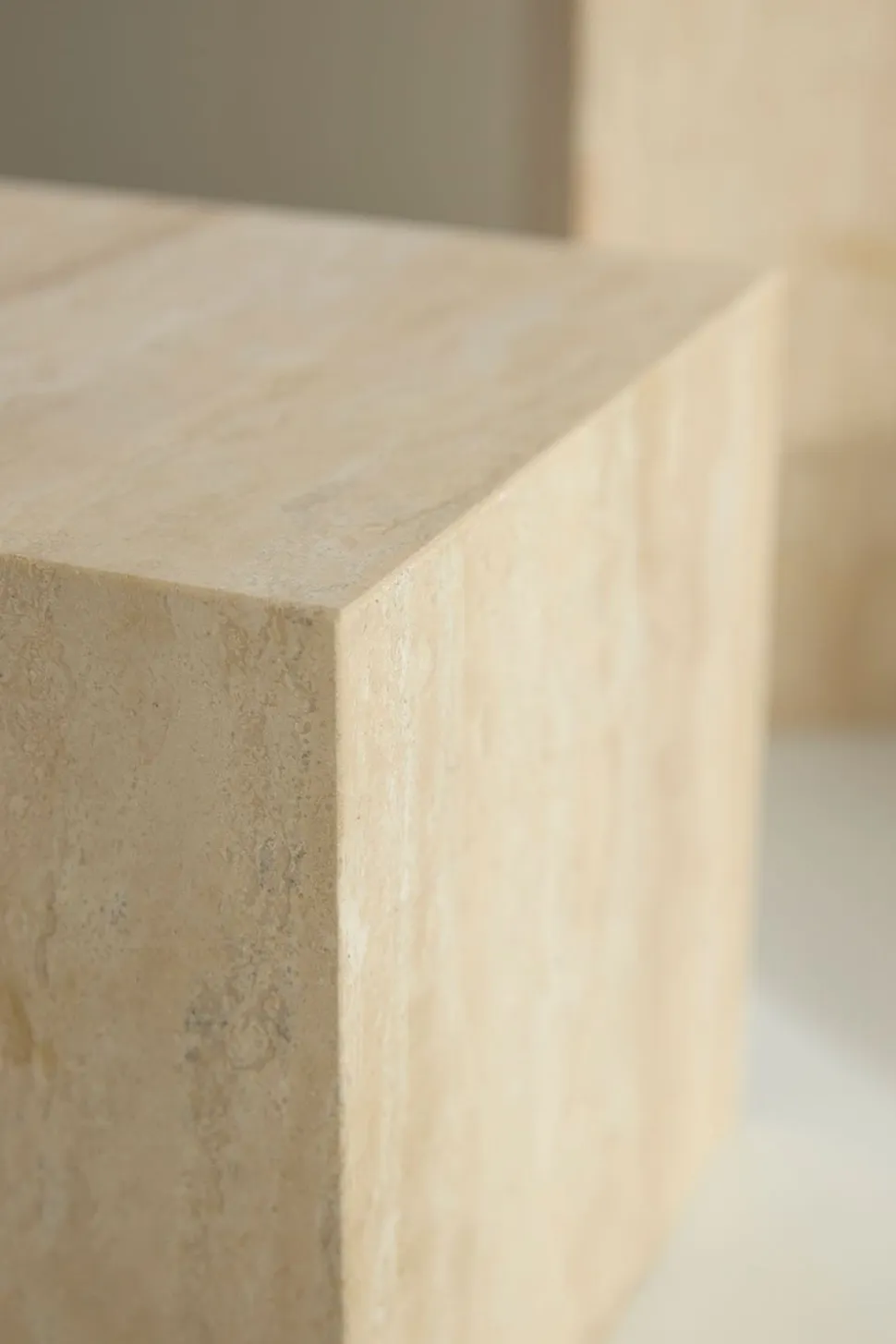 Travertina Soffbord 60x40
