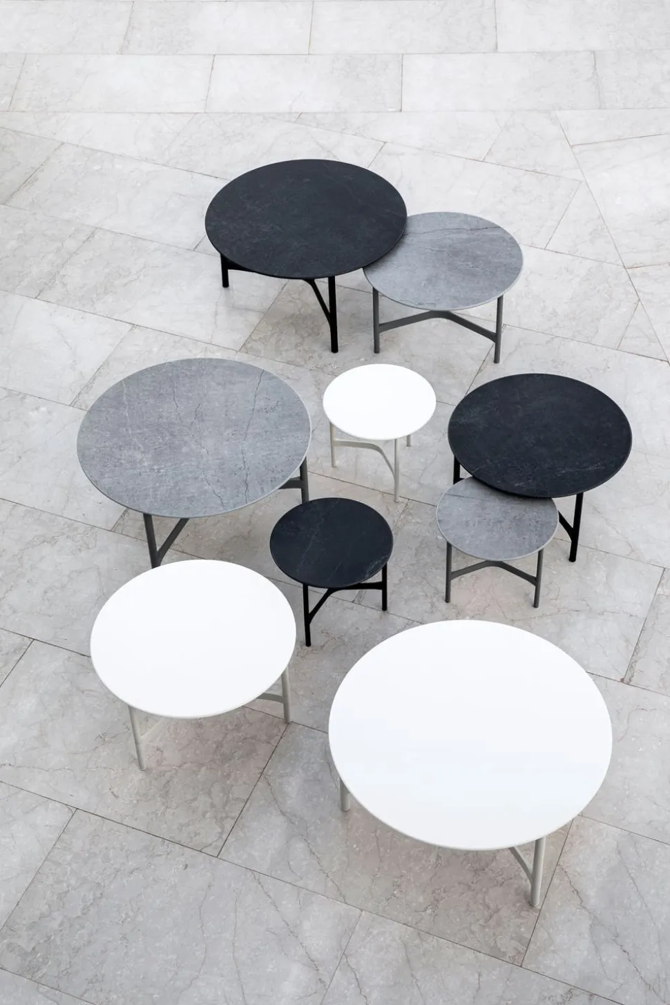 Twist Soffbord Ø70 | White/ Multi Colour