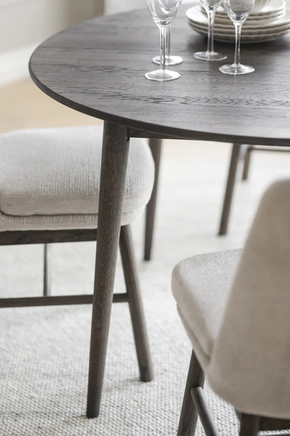 Tyler Matbord 120 Runt | Brun Ek