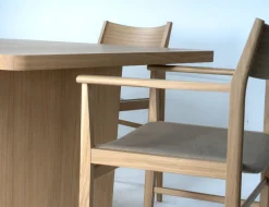 Vaud Matbord 220-320