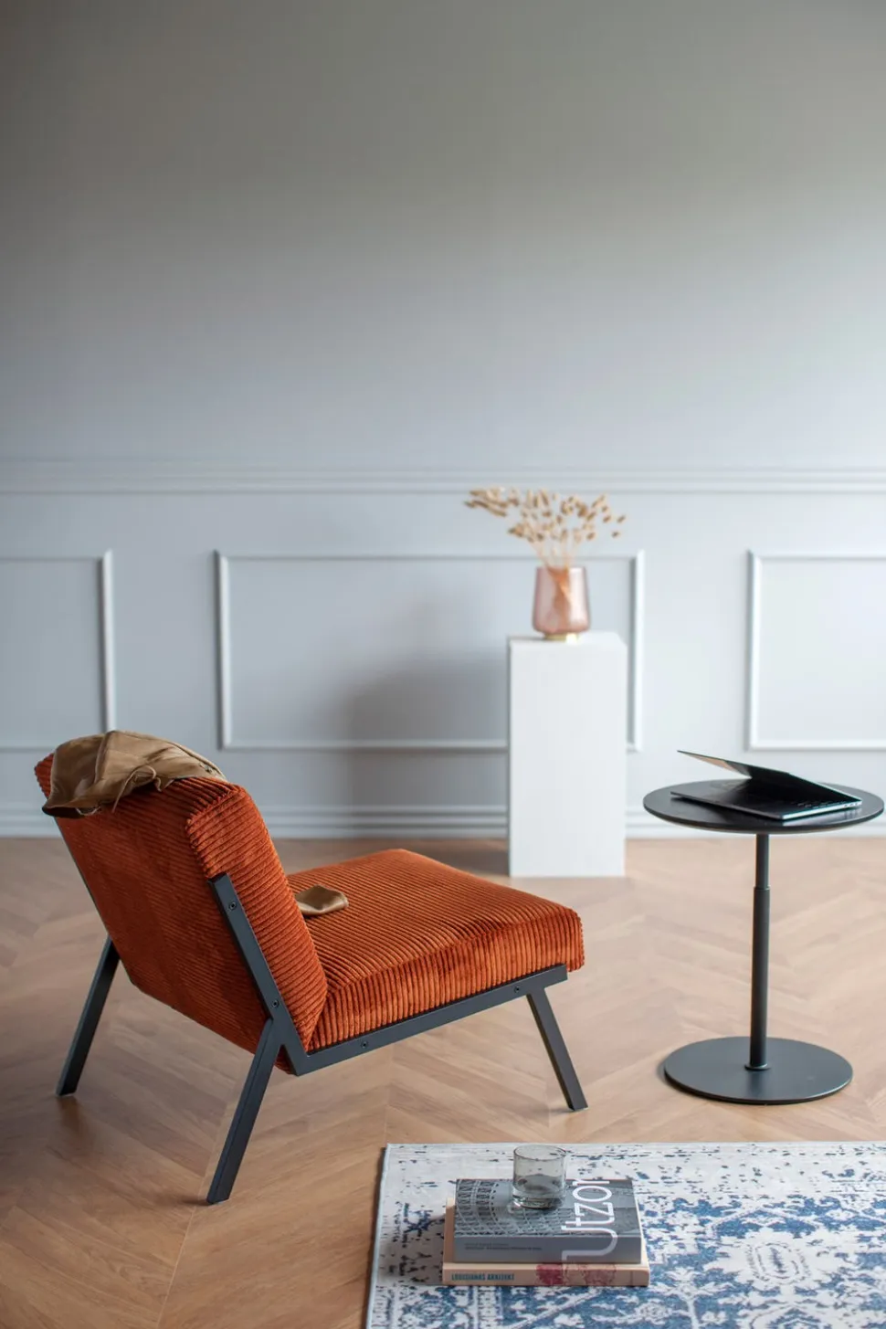 Vikko Fåtölj | 595 Corduroy Burnt Orange