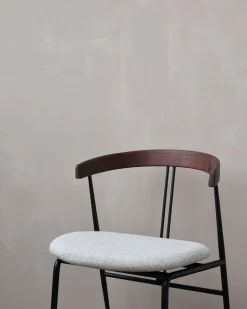 Violin Dining Chair | Klädd Sits / Valnöt