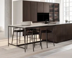 Vipp 484 Cabin Counter Stol | Mörk ek, svart läder