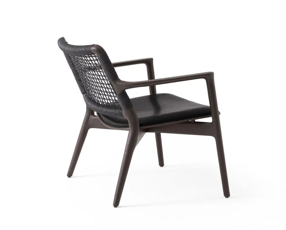Vipp 488 Cabin Lounge Chair | Dark Oak