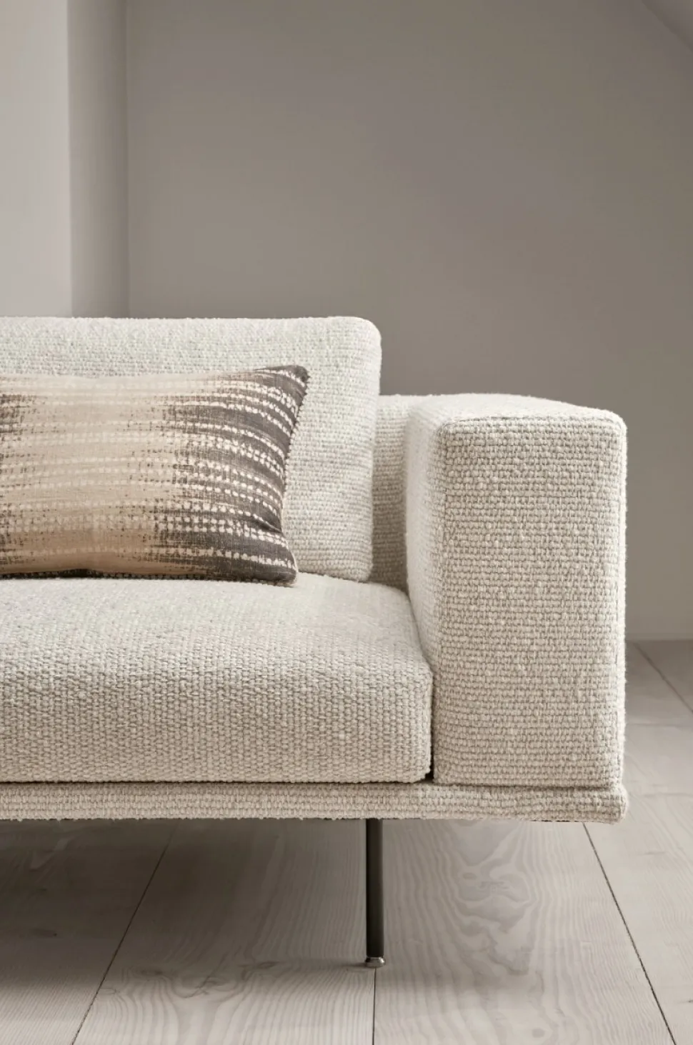 Vipp610 Loft Soffa 3-sits | Wavy Off White/Light Grey